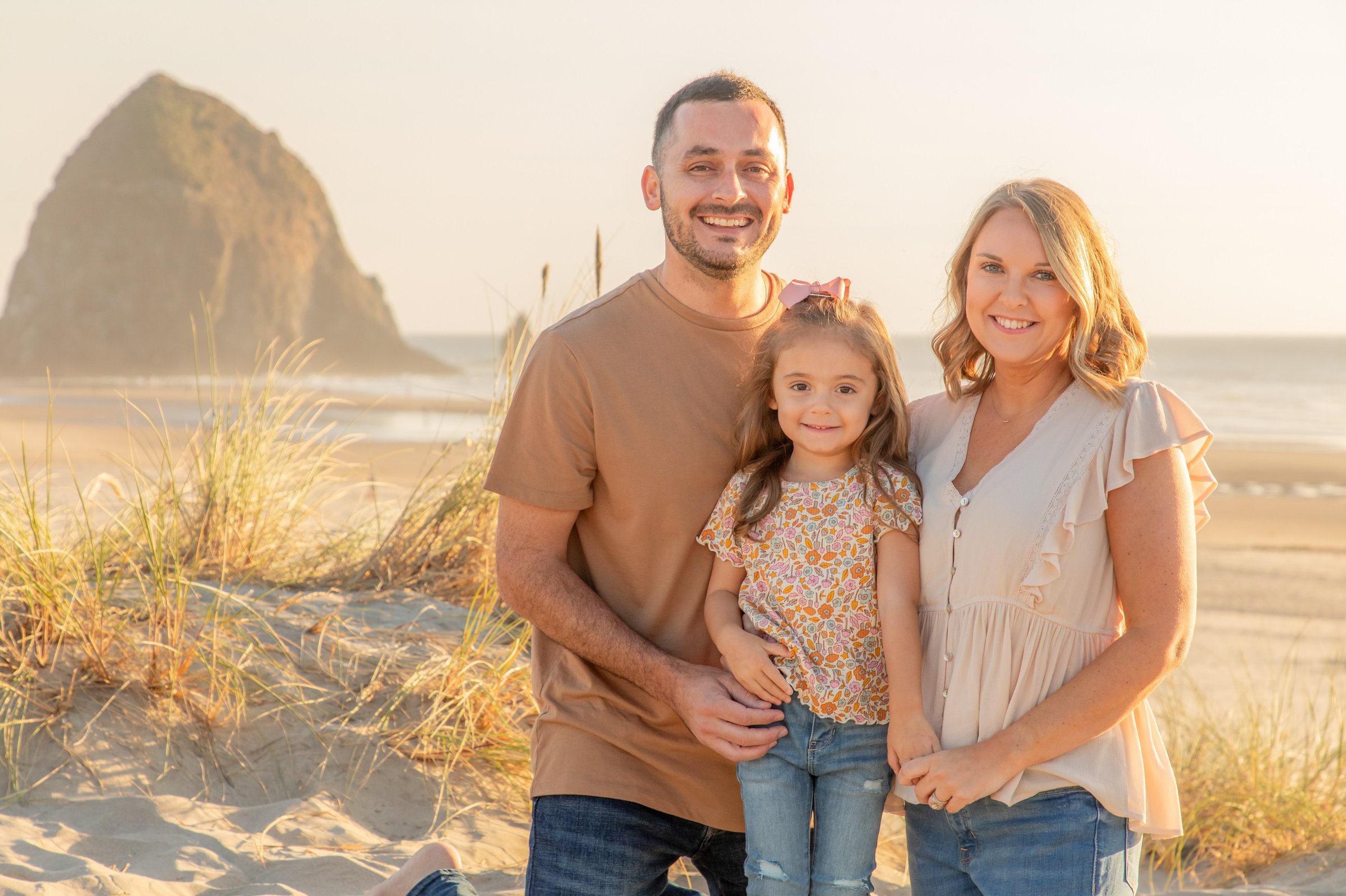 OregonCoast-CannonBeach-Family-Photos-24-002.jpg