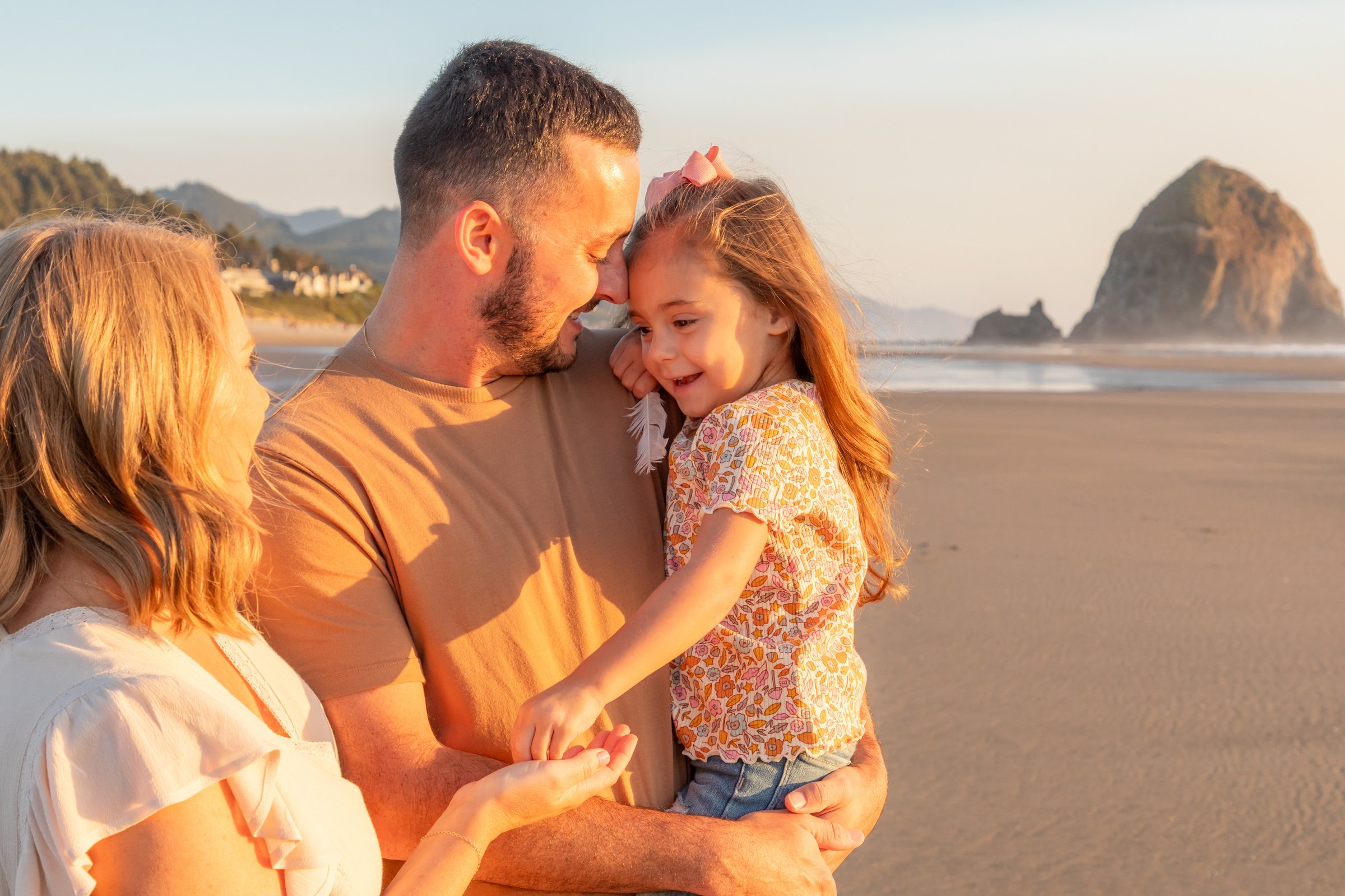 OregonCoast-CannonBeach-Family-Photos-24-022.jpg