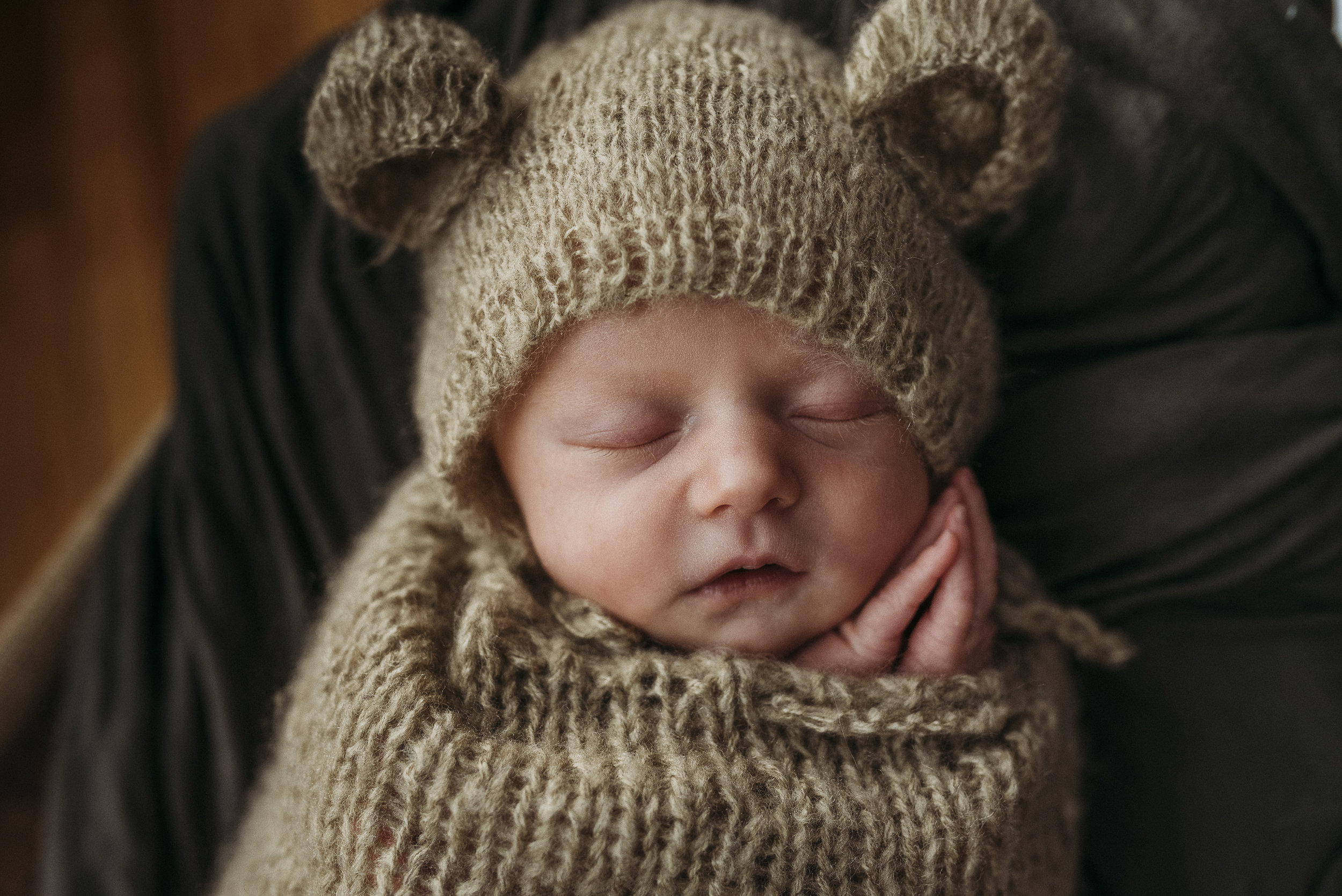 Maine newborn in home photography-12.jpg