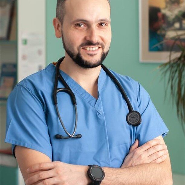 50% of people in Ukraine face at least one barrier to accessing healthcare. Meet Dr. Kudriavtsev, an endocrinologist who had to flee his home in Kharkiv. Through our program, Dr. Kudriavtsev uses #telehealth to continue caring for his patients back h