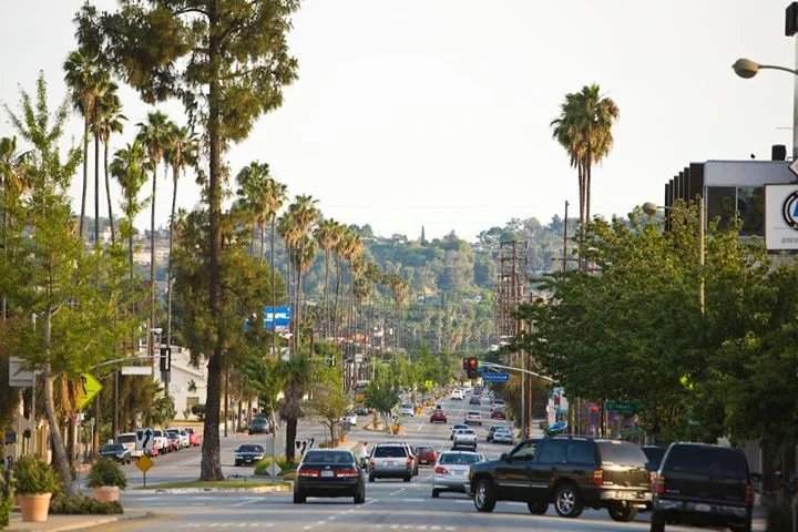 PHOTO- EAGLE ROCK