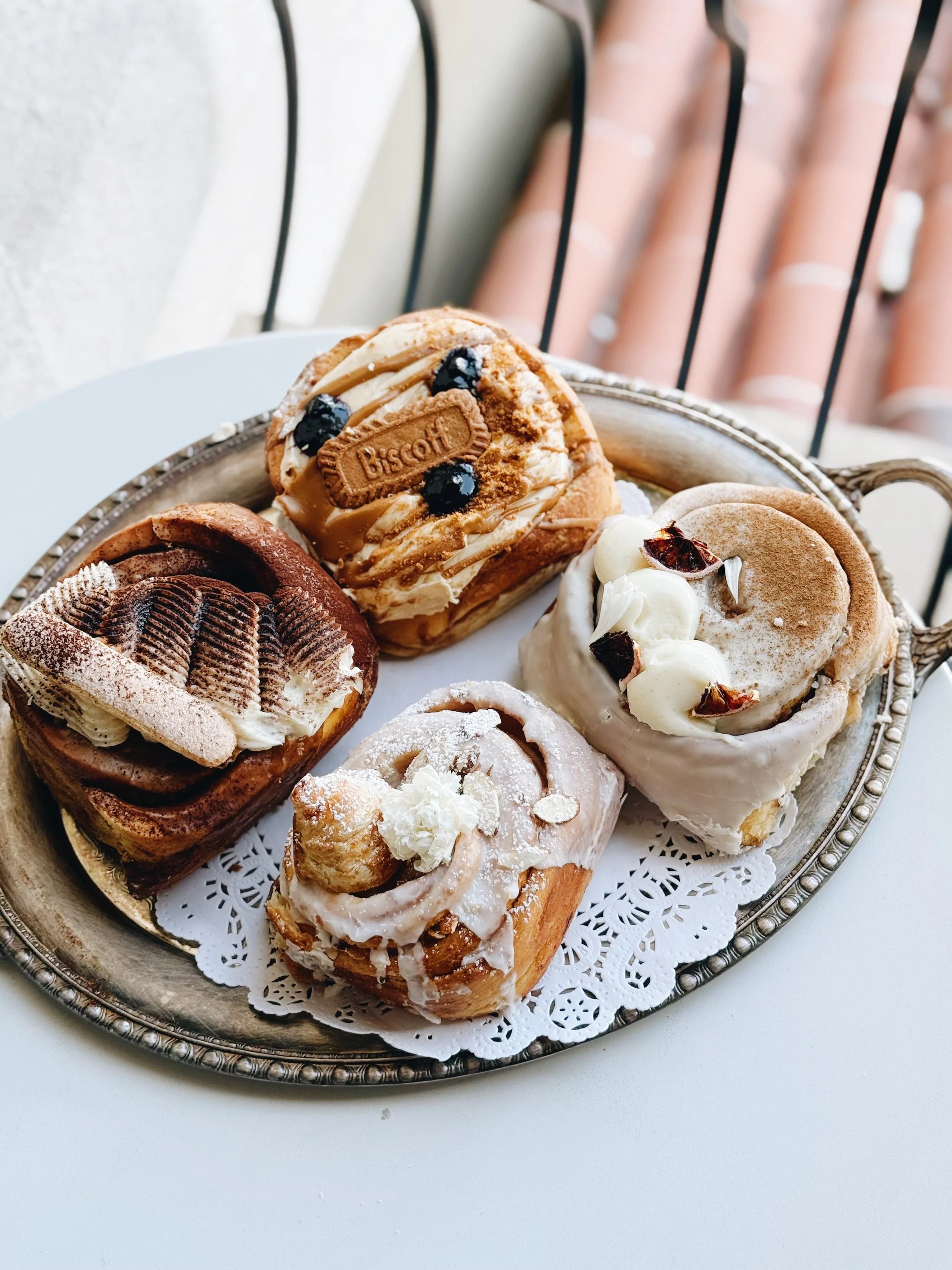 Luxe Cinnamon Roll Set