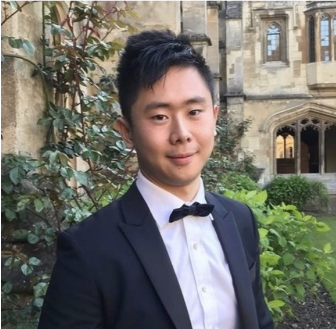 Mark Chin Mark is a fourth year biochemist at Somerville College. He was first exposed to the markets during his national service and has been investing & trading his personal account ever since. Mark has interned at GIC in Singapore, rotated across trading desks as a Summer Analyst at Morgan Stanley in London, and attended the Summer Academy at Point72 in New York. He will be joining the Point72 Academy in New York upon graduation.