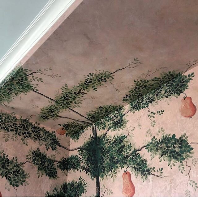 Beautiful hand-painted soffit to match the wallpaper used in a Connecticut entry hall. This is the kind of detail that makes a room feel finished. Grateful for the talented artisans that we are so lucky to work with!