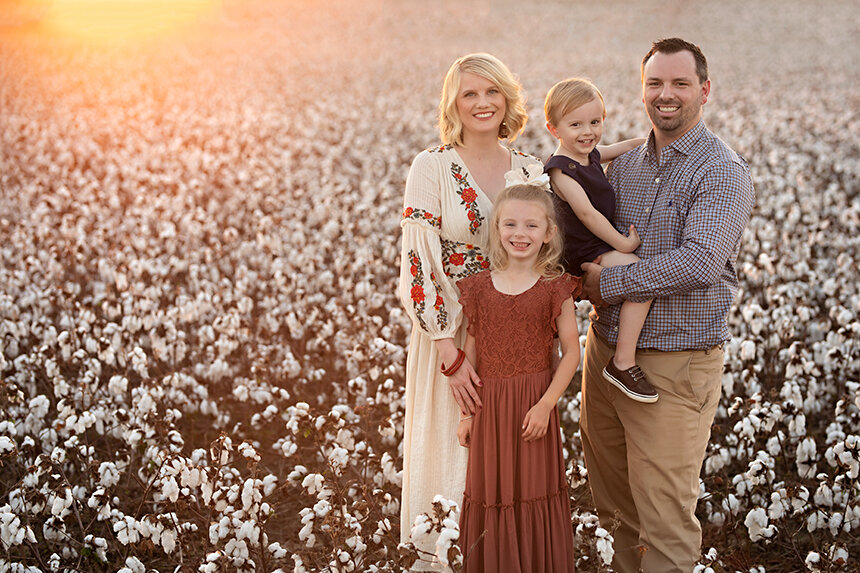  The sun behind them gives the field a beautiful warm glow, complimenting fall clothing color schemes so well! 