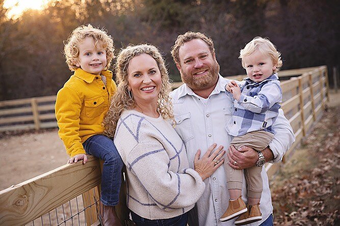 I&rsquo;m still here! I always tend to take a break from social around the holidays. Love spending time with these sweet boys and all of their curls! Also, that pop of yellow 💛💛💛 goes perfectly with a beautiful fall sunset.