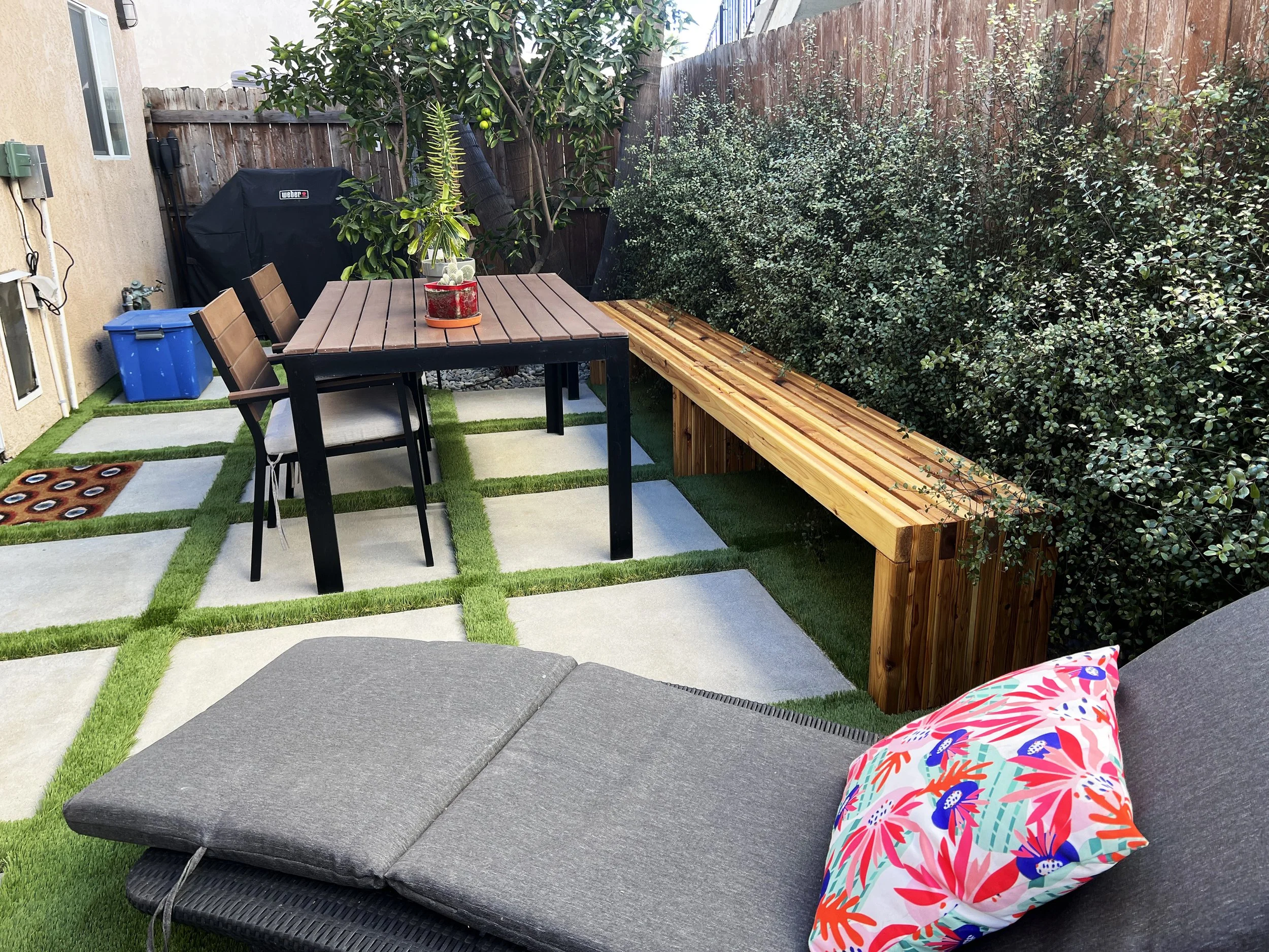 'Modern Cozy Sliver' in South Park installed landscape - South Park, San Diego