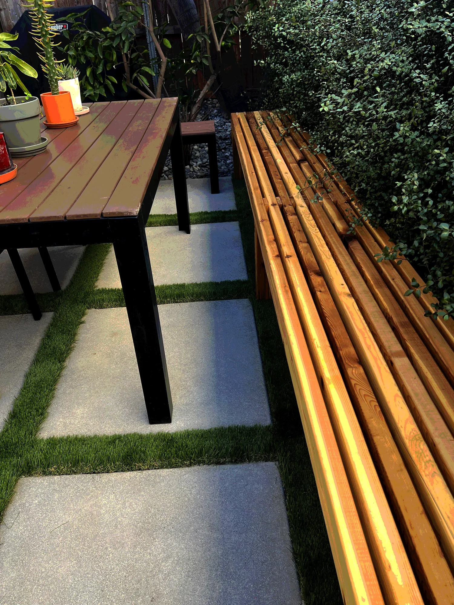 'Modern Cozy Sliver' in South Park landscape design in South Park, San Diego