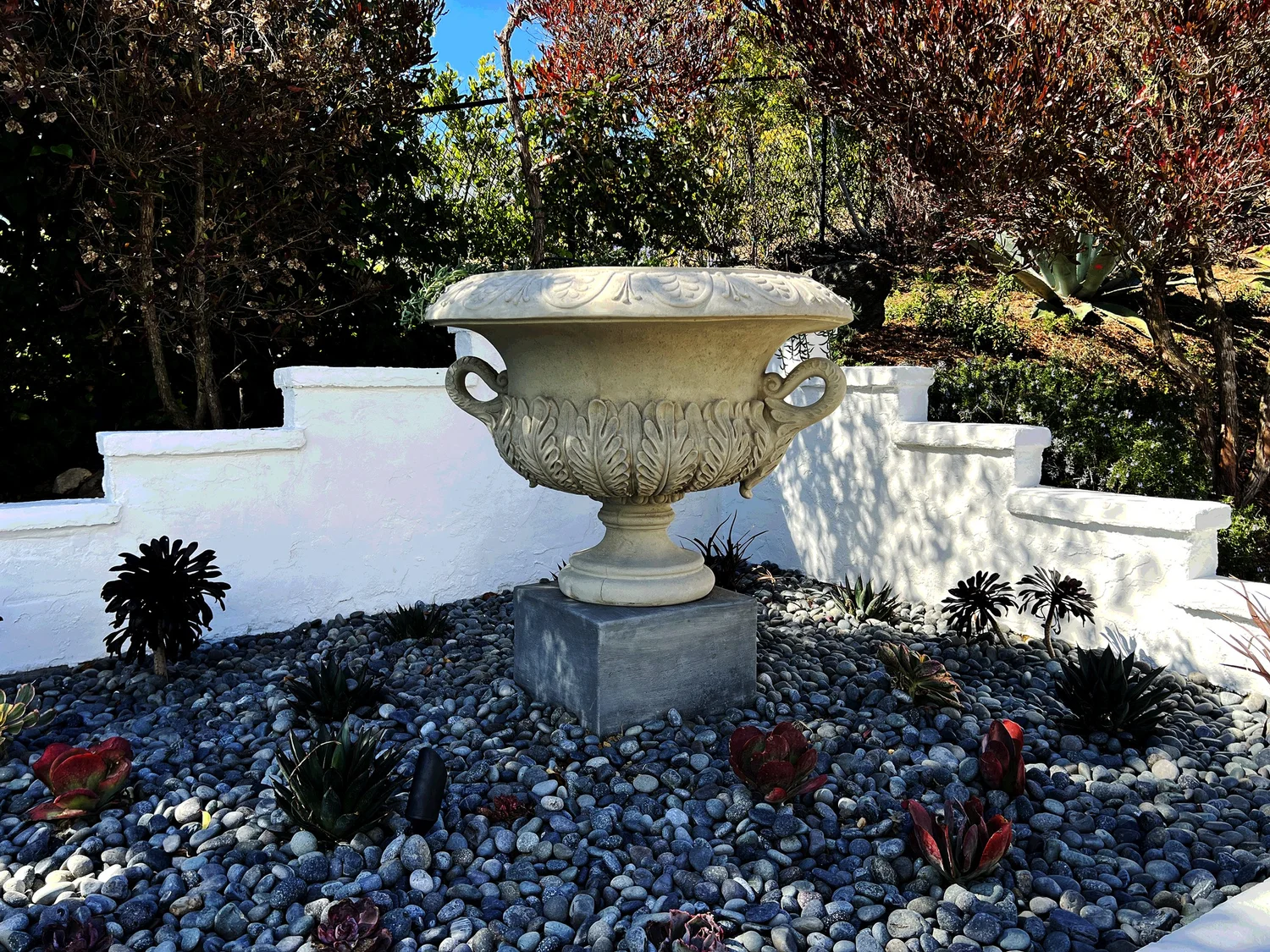 'Chalice of Grandeur' in La Jolla landscape design in La Jolla, San Diego