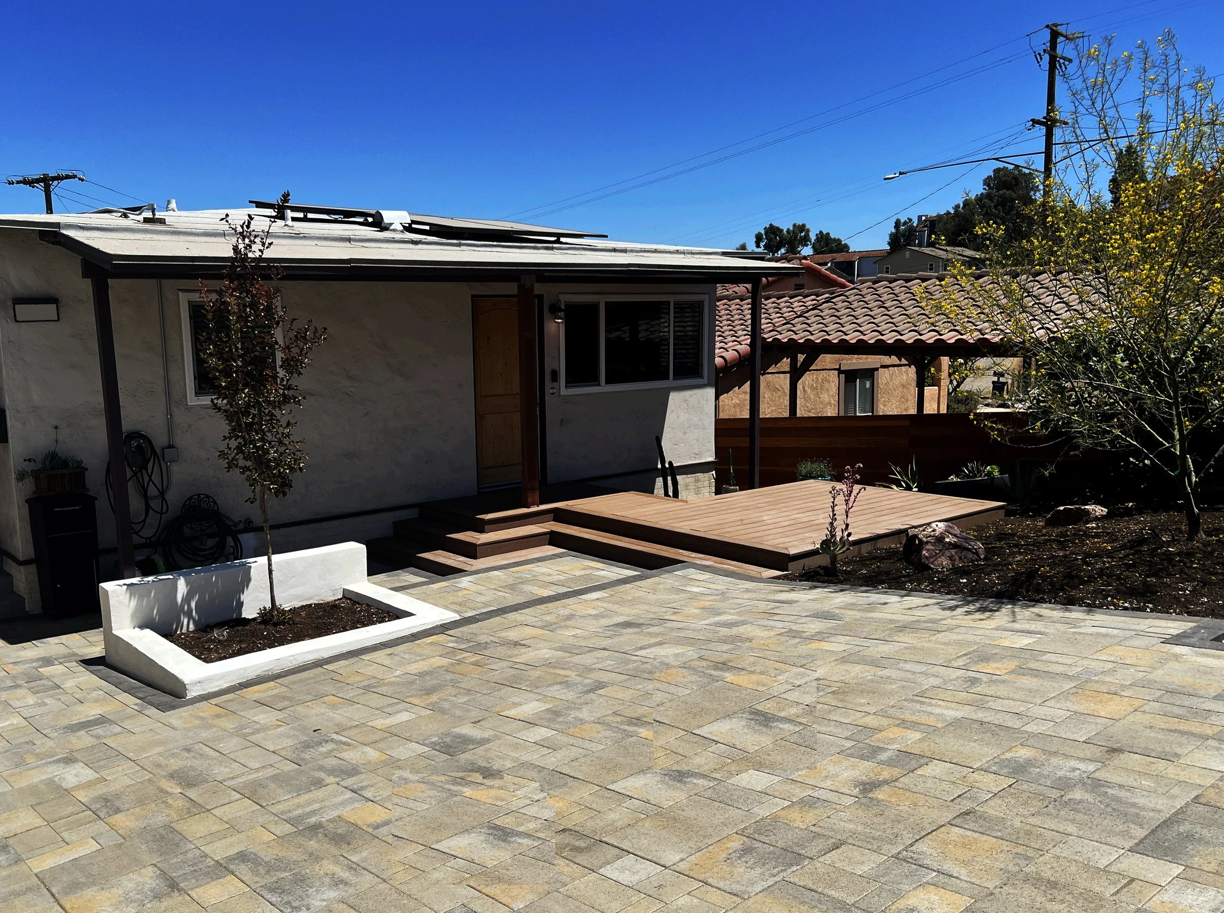 'Yellow Sudoku' in La Mesa installed landscape - La Mesa, San Diego