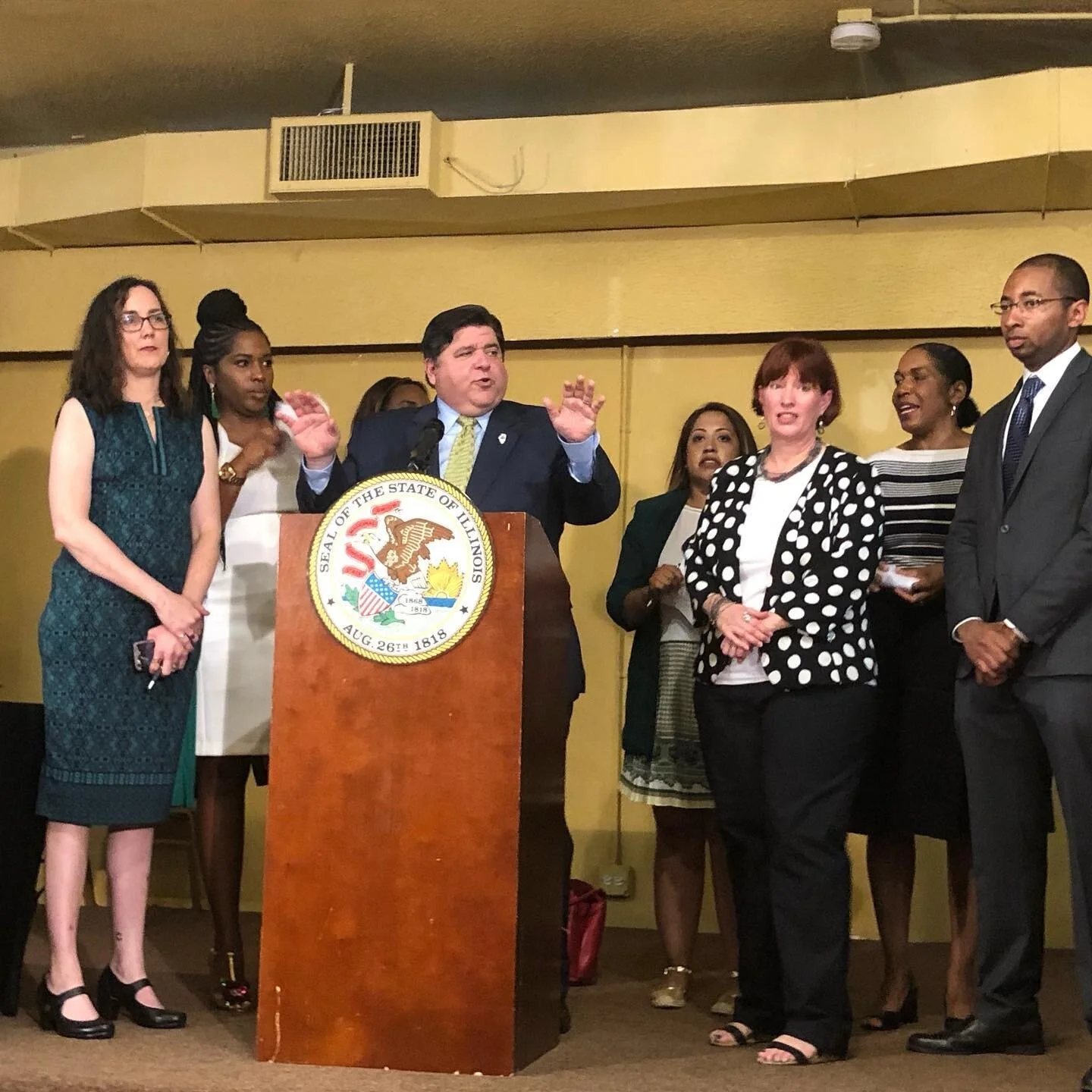 Illinois Delays Cannabis Dispensary Licenses Intended For Minority Entrepreneurs