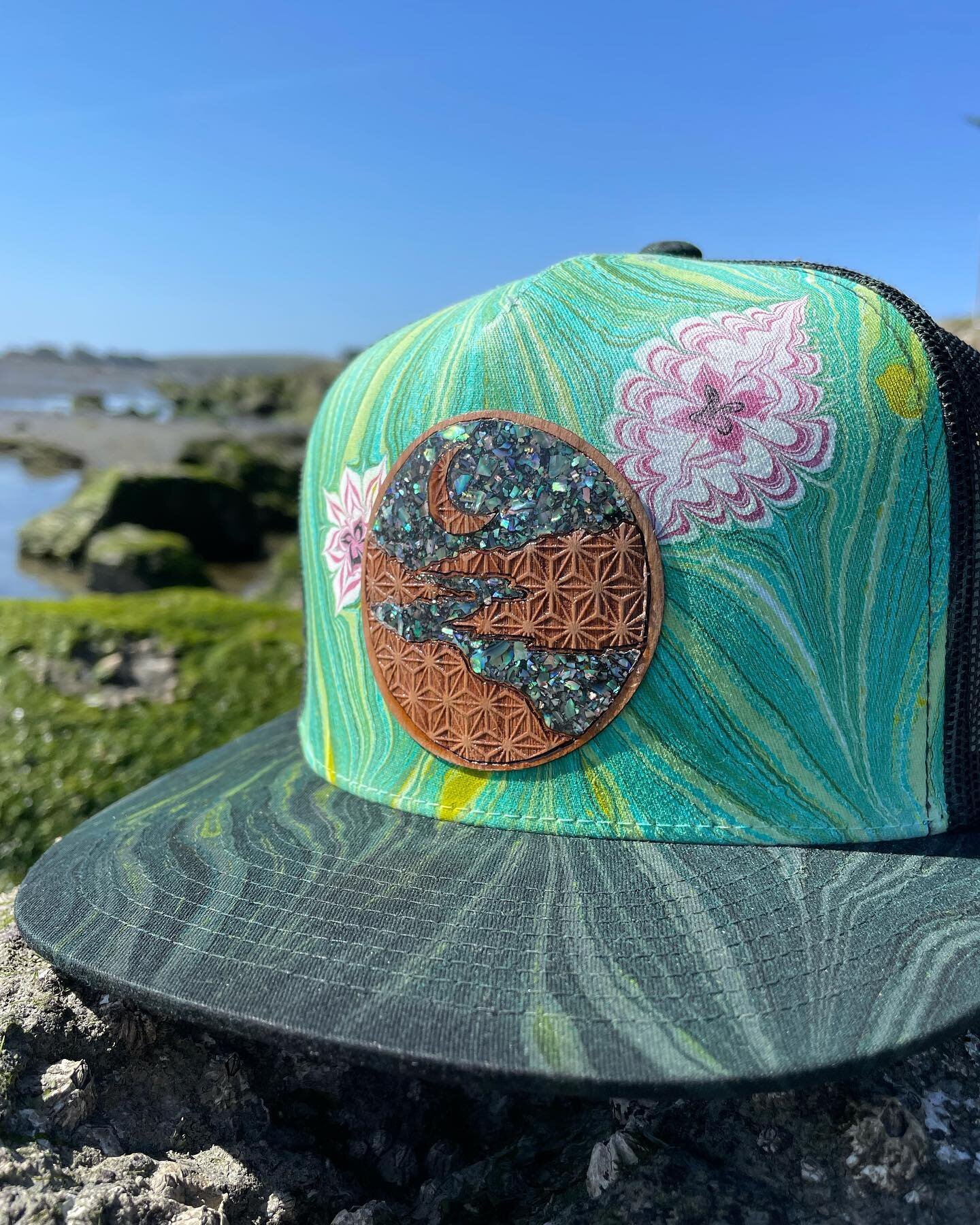 This abalone is unreal! It&rsquo;s incredible to create with! Check out some of my new creations. See one you like DM me! 

Which one is your favorite? 

#domchi #abalone #abaloneinlay #customhats #hats #art #creation