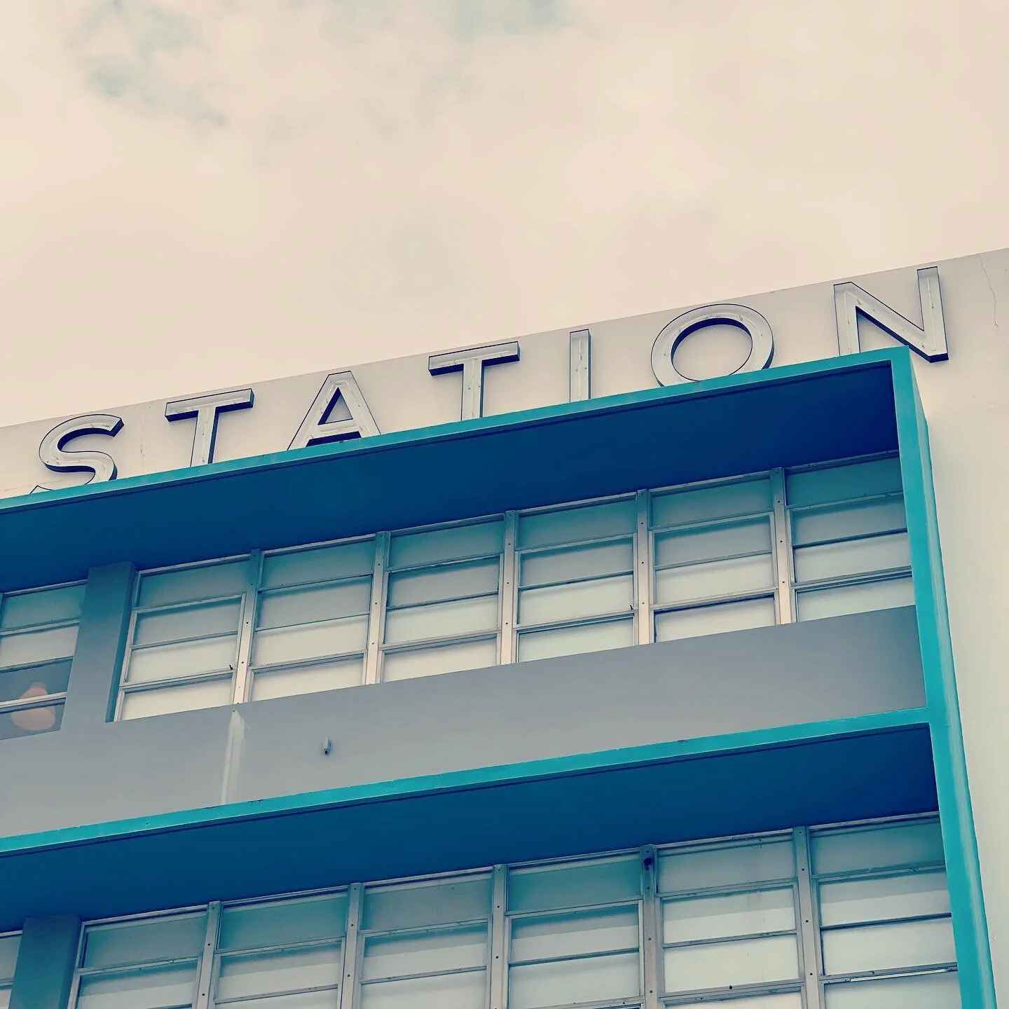 New day. New week. New strength. New thoughts. New opportunities. ATTITUDE IS EVERYTHING. 
.
.
#loizastreetstation #officespaces #commercialspaces #calleloiza #avemcleary #newdistrict