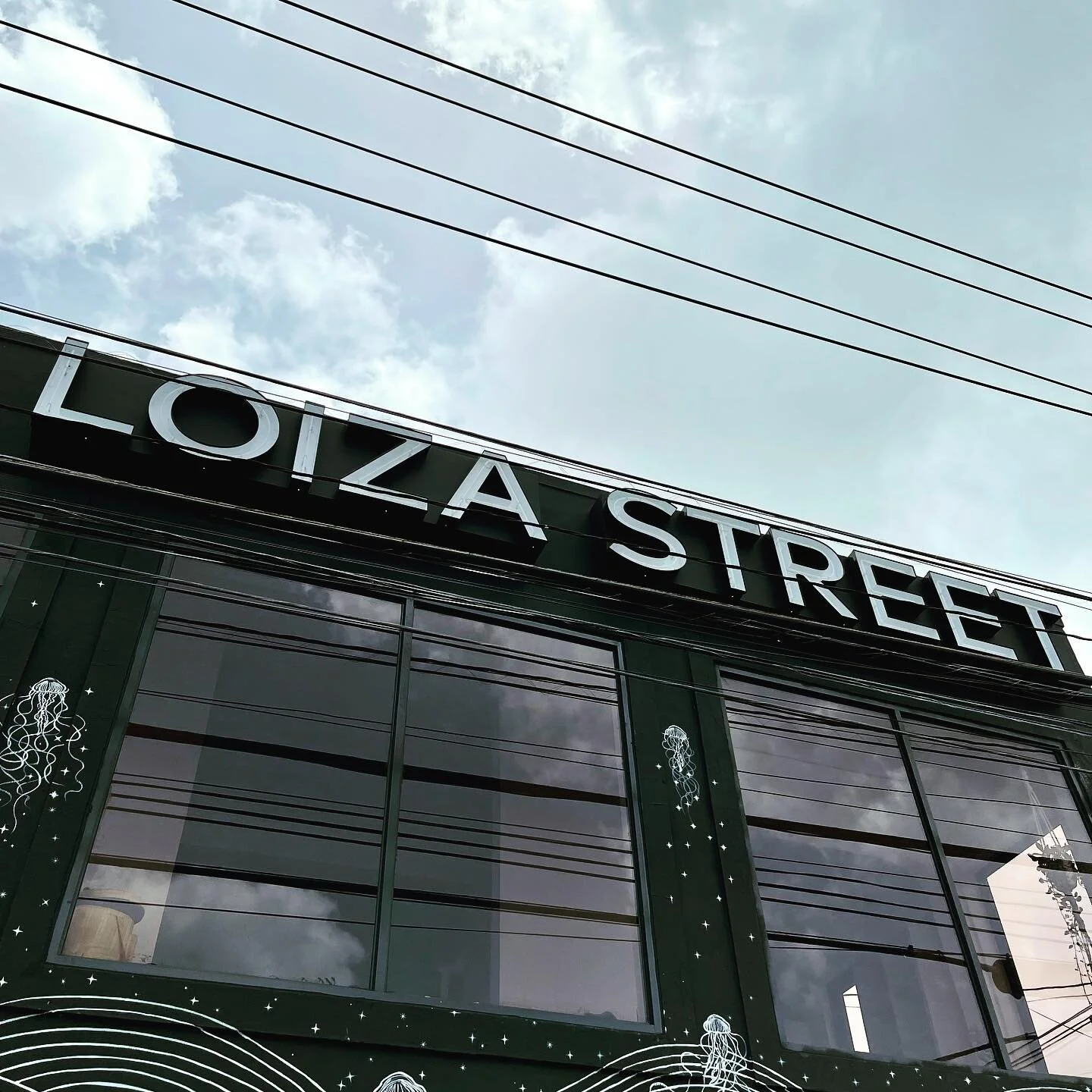 Stay Radiant! ✨ 

#weekendvibes #loizastreetstation