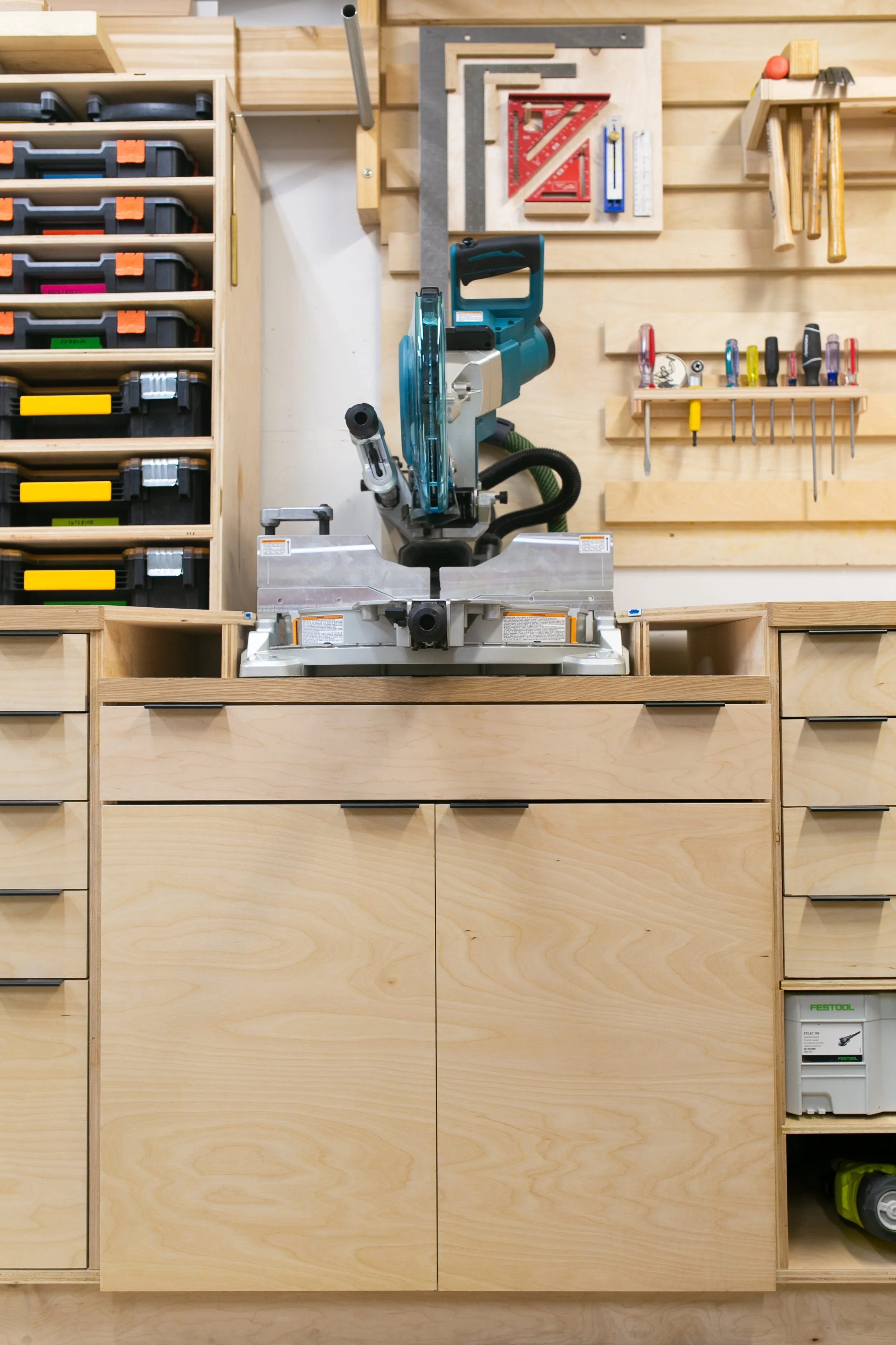 Miter Saw Station
