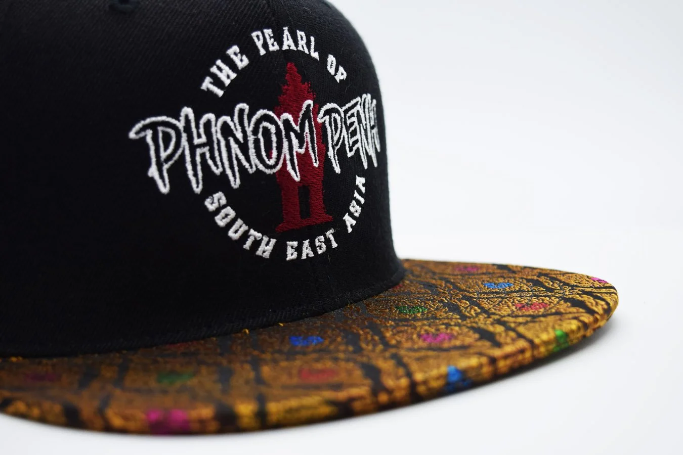 Phnom+Penh+1953+Phni+Tes+Kbach+Snapback2.jpg