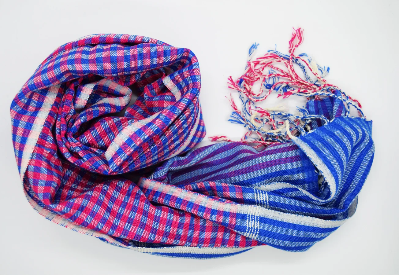 BeeSide x Cambodian Weaving Village Krama5.jpg