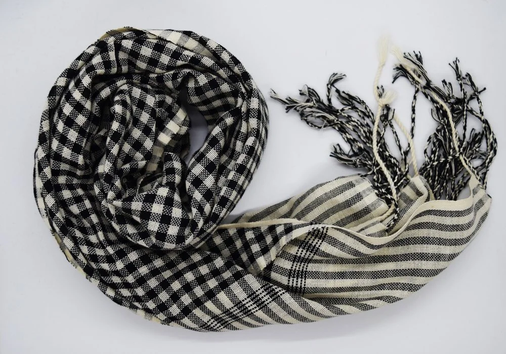 BeeSIde+Krama+-+Black&White.jpg