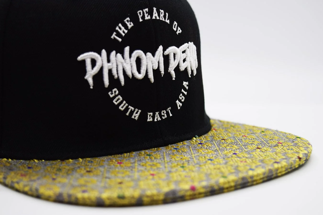 Phnom+Penh+-+The+Pearl+of+South+East+Asia+ANGKOR+Kbach+Snapback+-+Black2.jpg
