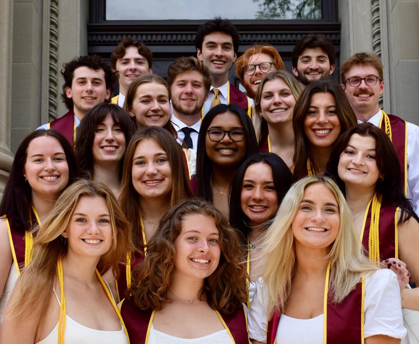 Congratulations to our class of 2023 graduated seniors!!🎓 We are very proud of all your accomplishments and will miss you SO much. You&rsquo;ve made friendships that will last a life time &amp; we wish you the best with whatever is next💛 Go gophers