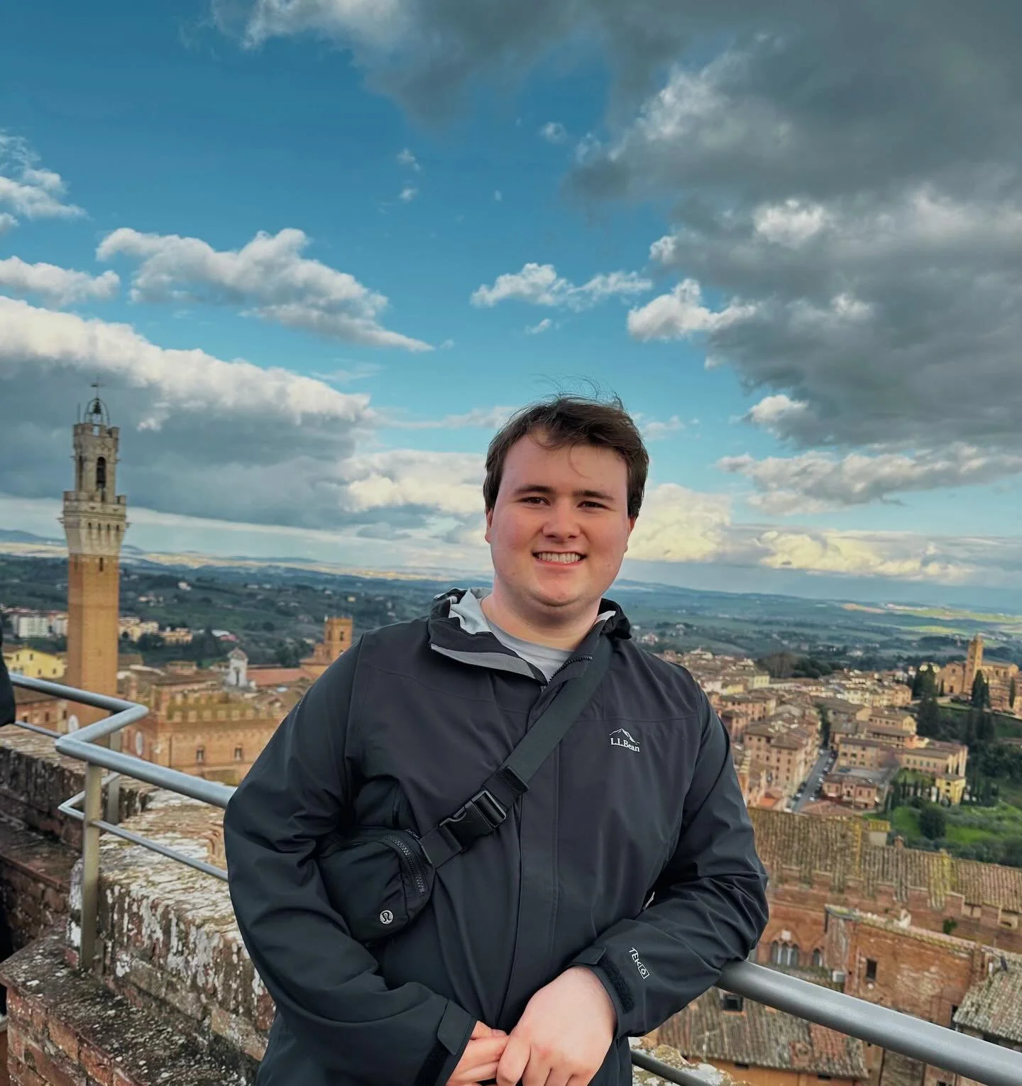 A quick #whyakpsiwednesday from our President Hank Axelrod!

I rushed AKPsi to expand my network in college and to build upon my personal and professional goals/skills. Through AKPsi I have had the opportunity to build upon my resume, gain confidence