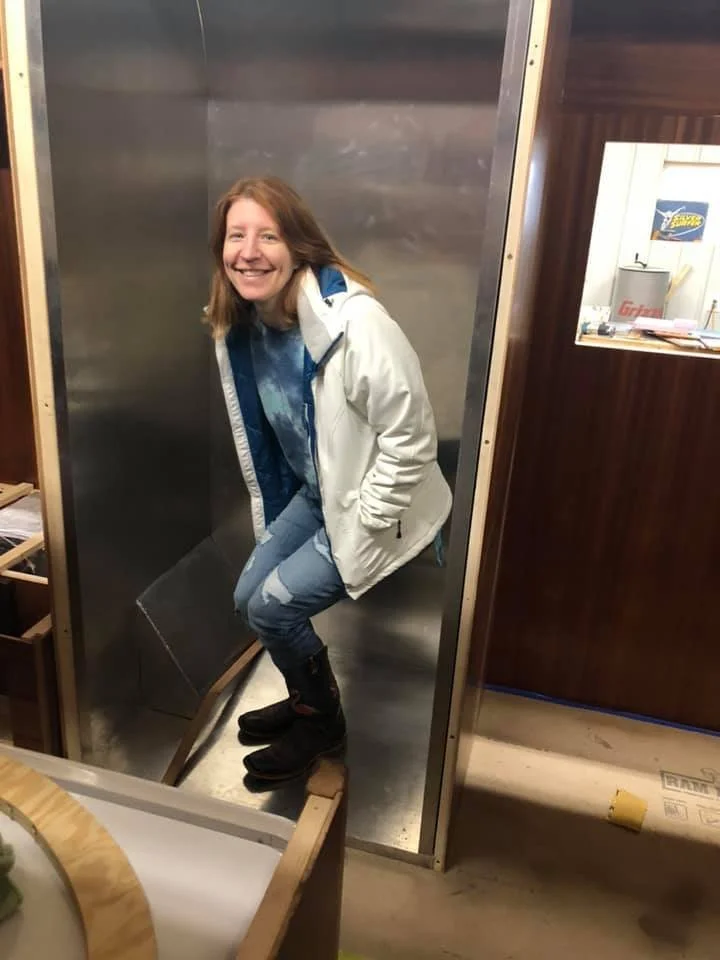 Demonstrating the location of the new wetbath setup