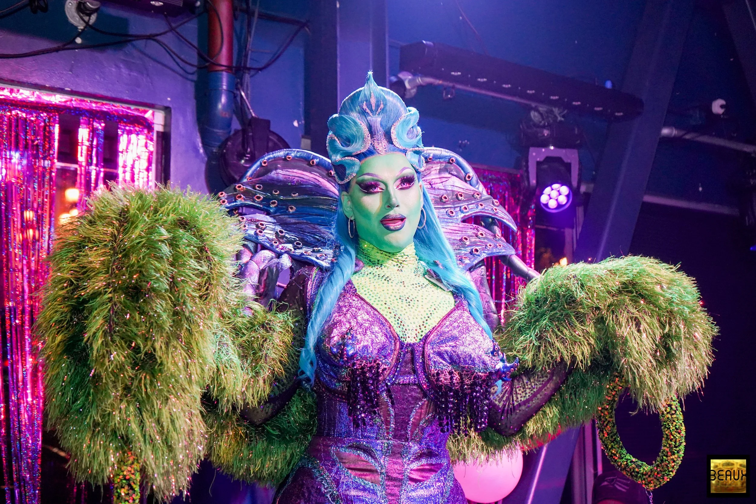 Irene the Alien @ Big Top