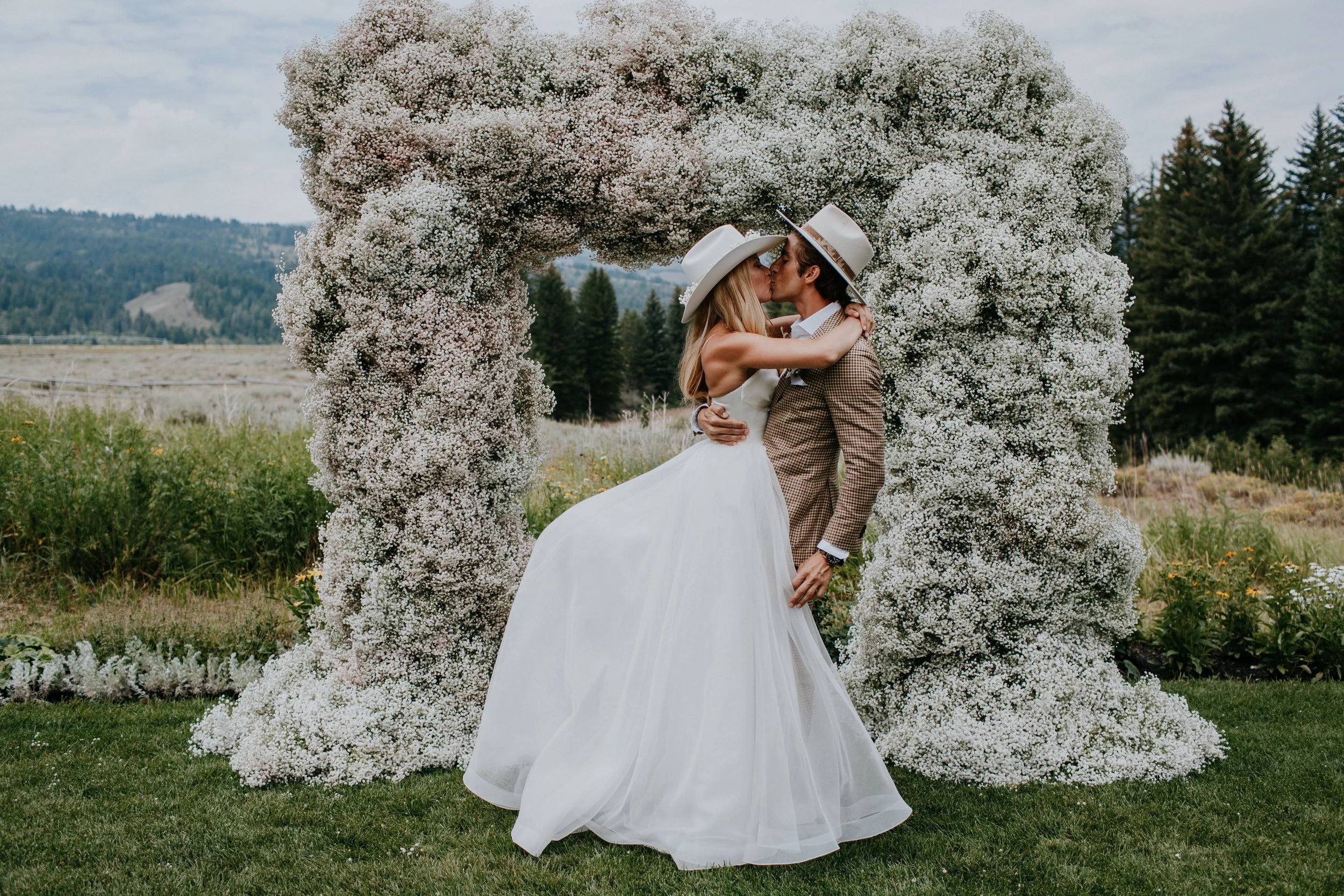 Jackson Hole Wyoming Wedding and Cowboy Bar afterparty