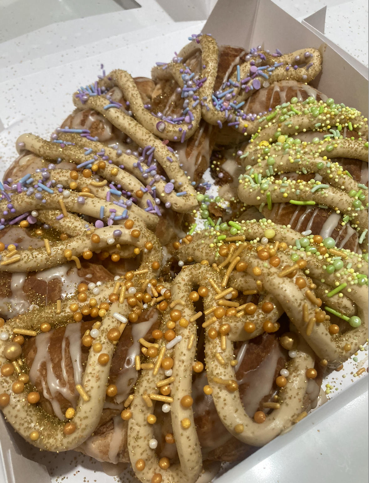 Creole Cream Cheese Queen Cake