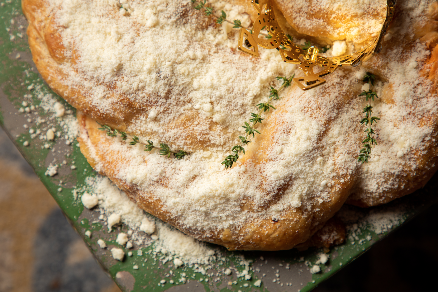 crawfish King Cake.png