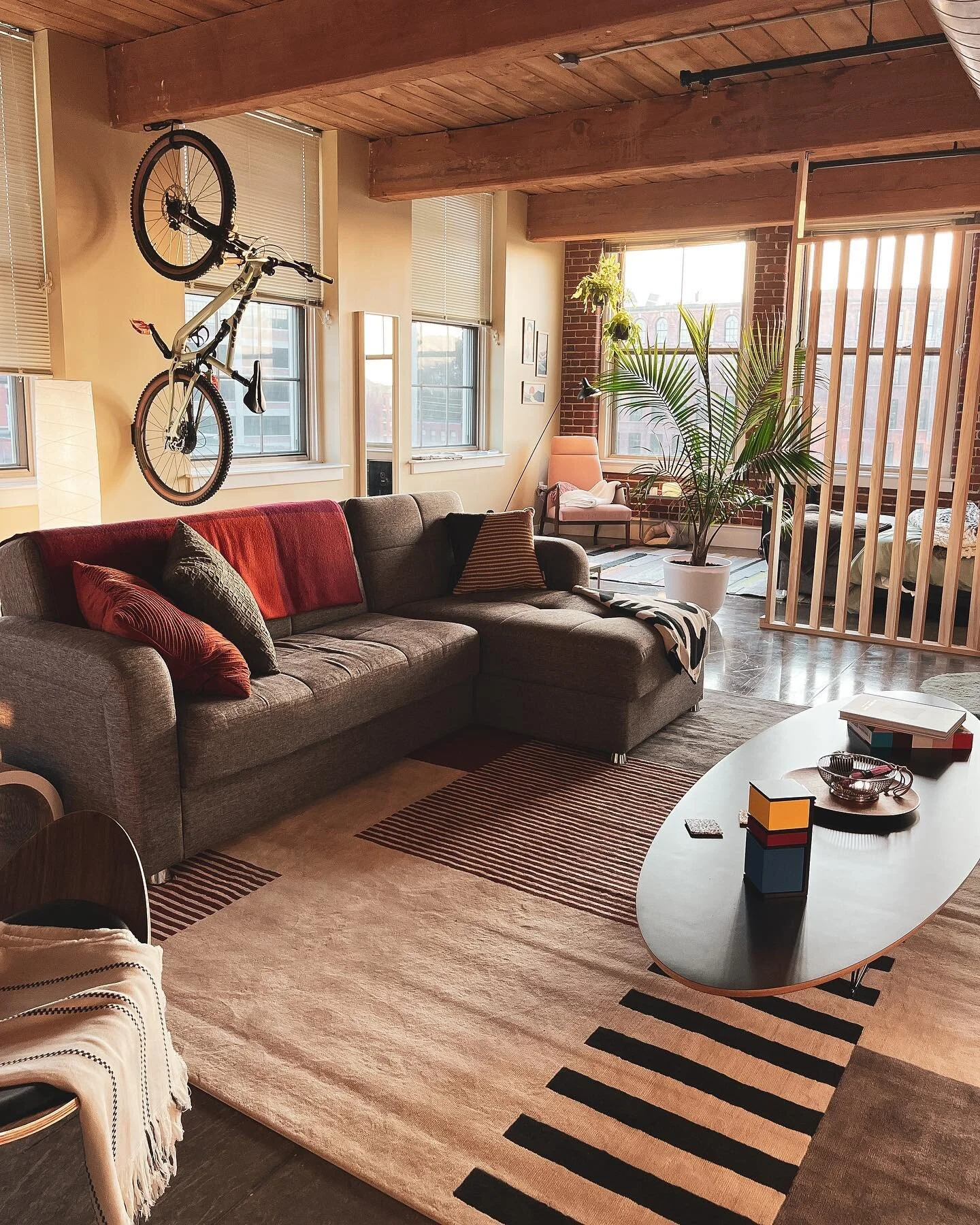 entering my interior documentation phase
.
.
much support from @fostering__home in making this space become my reality
.
.
more to come
.
.
#mcm #mcmfurniture #interiordesign #interiorarchitecture #midcenturymodern #eames #eamesoffice #hermanmiller #