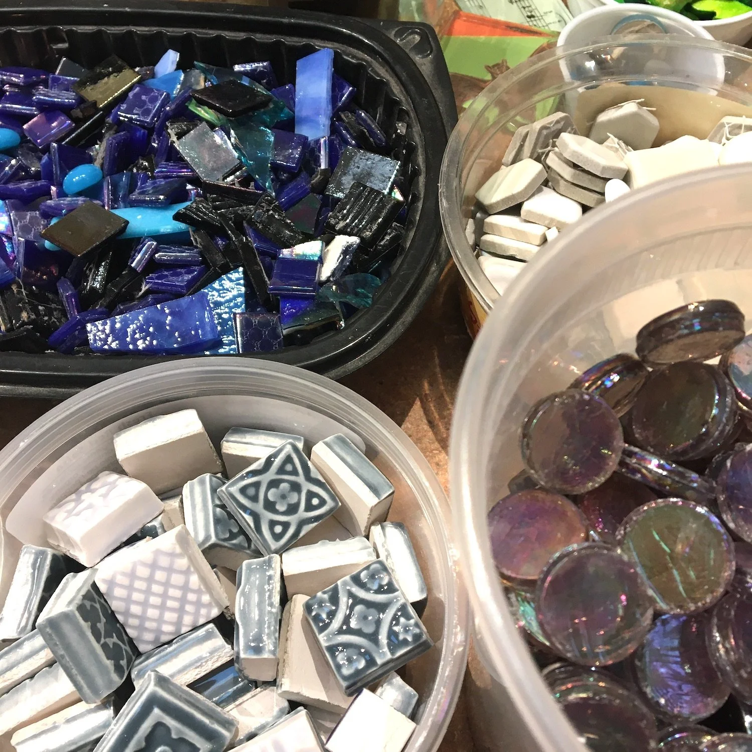 SPECIALTY DO-DADS collection of pieces for mosaic