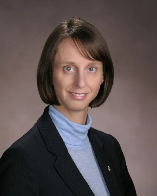 Nicole O'Byrne photo.jpg