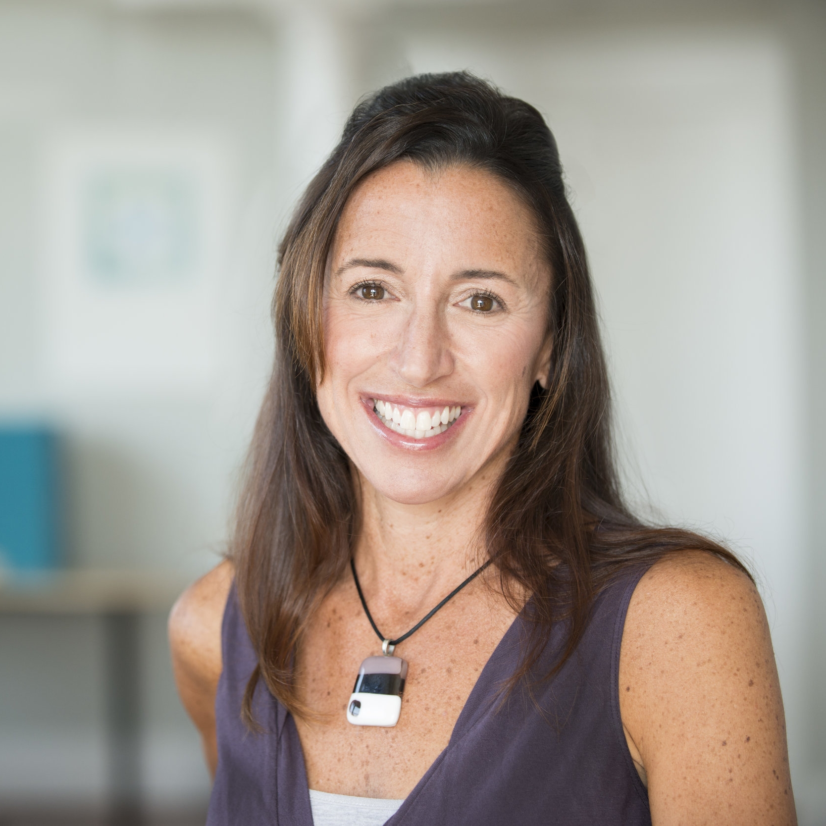 Laura Azevedo photo.jpeg