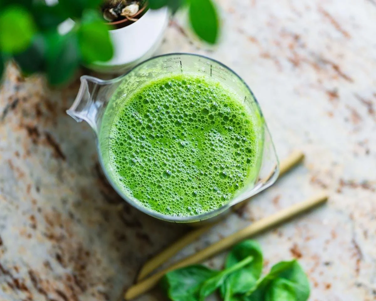 🥗 Energy-Boosting Hormone Balancing Smoothie Recipe