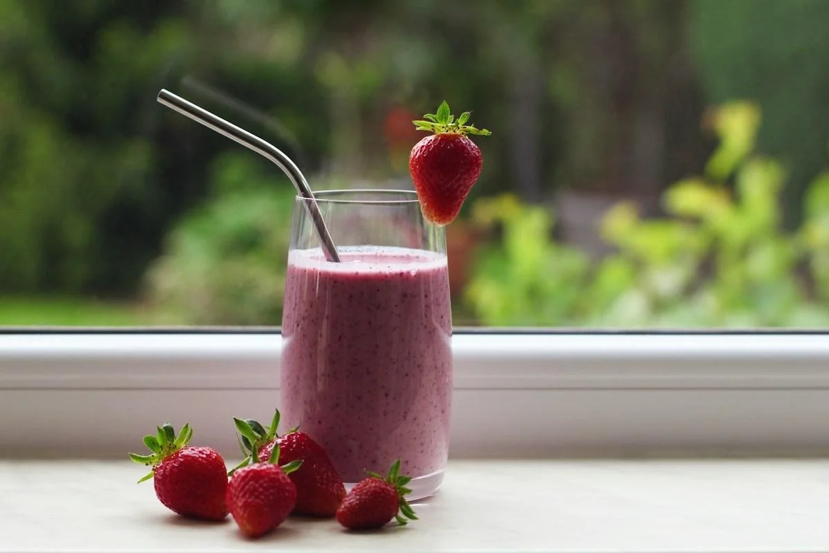 Berry Cream Creatine Smoothie