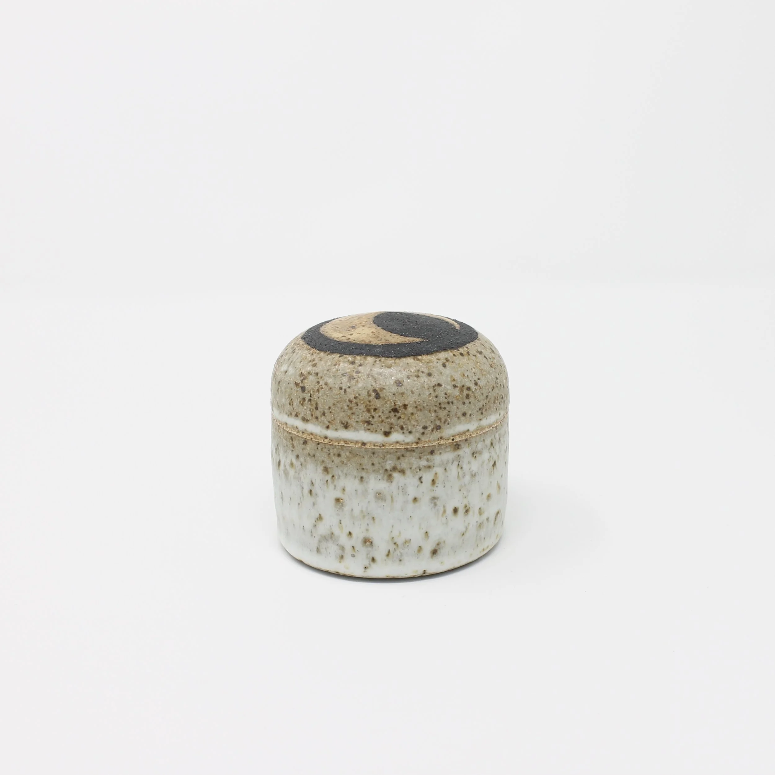 Moon Eye jar