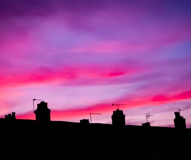 Good sunset this evening
+
+
+
+
#sunset #sunsetphotography #chimneys #rooftops #birmingham #dusk #potd #coulds #purple #stayathomephotography