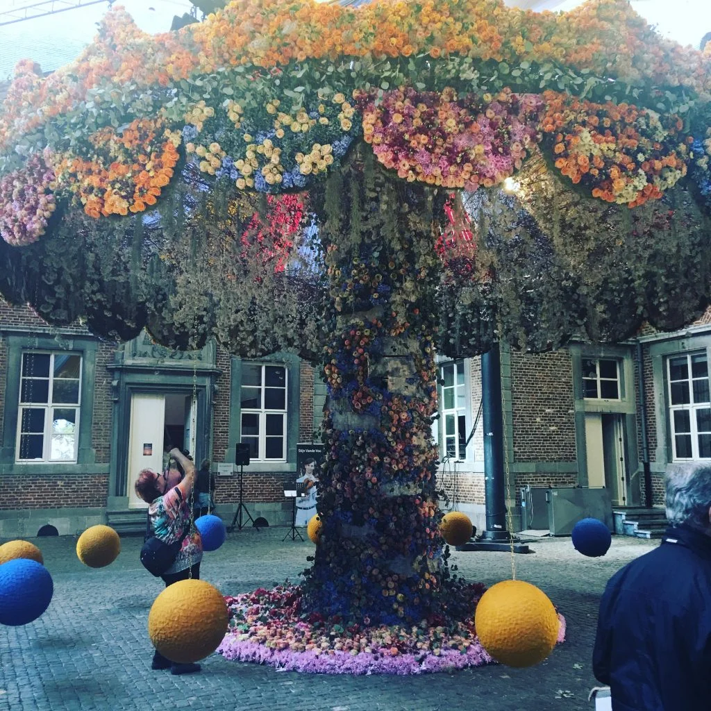 Event show design. Artist: Natalia Zizko