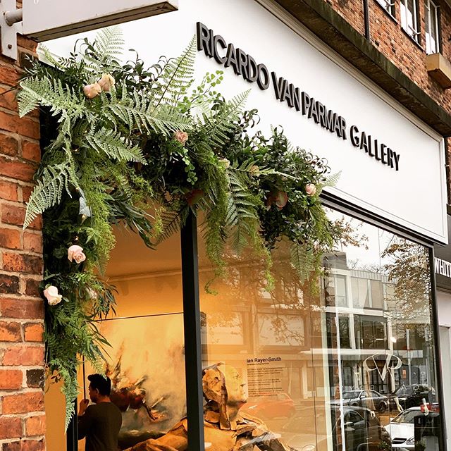 Had the pleasure of creating a floral door installation for @rvpgallery grand opening evening tonight. The gallery looks amazing! Well worth a visit for some statement paintings and sculptures. #botanical #green #artgallery #wilmslow #floralinstallat