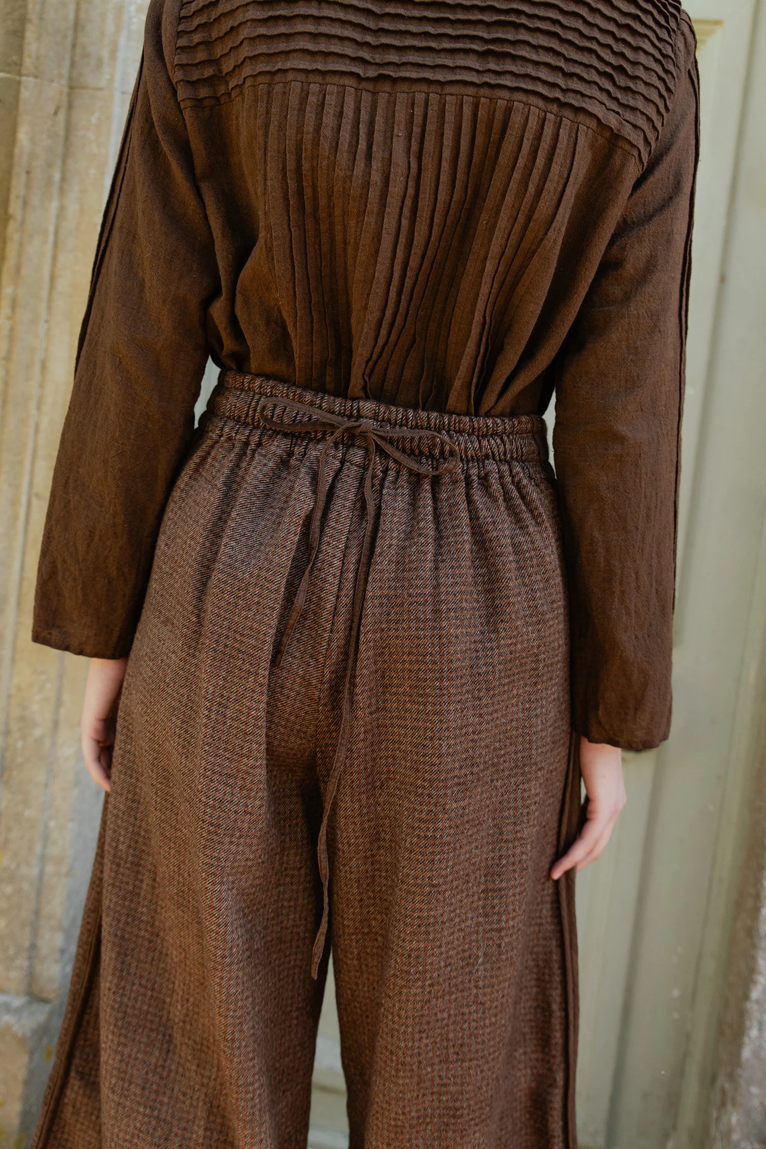 Cary-top-Magic-pants-2.jpg