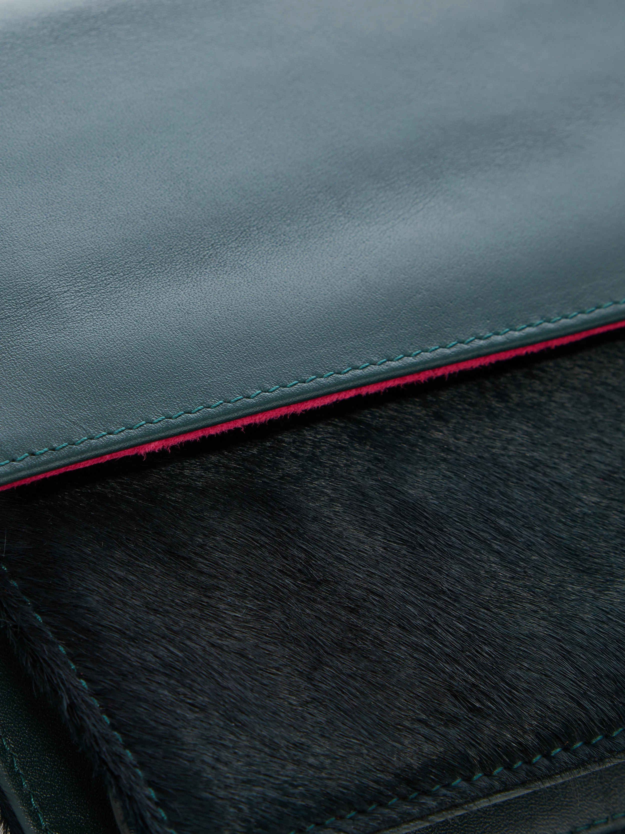 London Velvet_02_Green_E.jpg