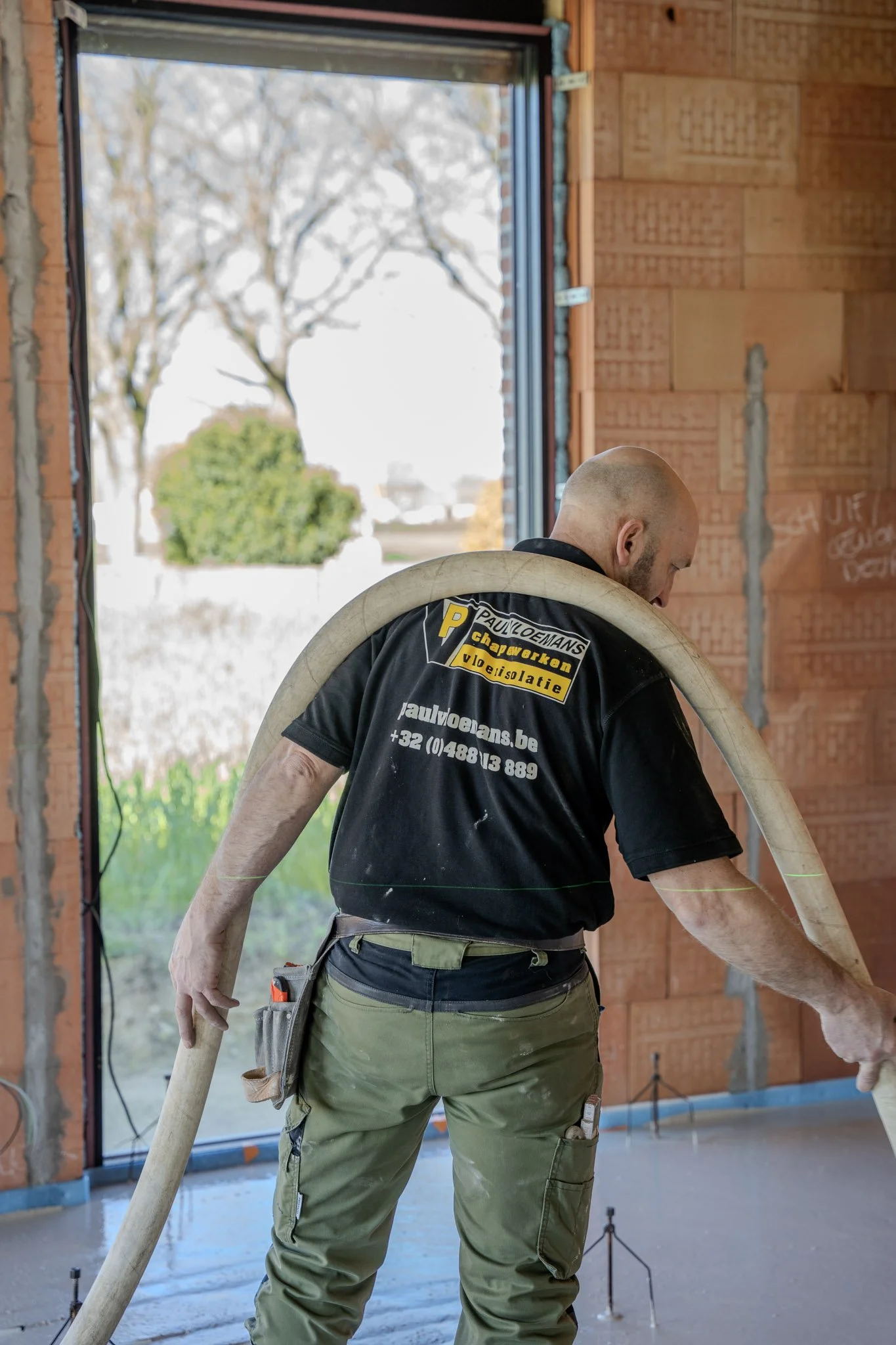 Paul Vloemans aan het werk met vloeichape