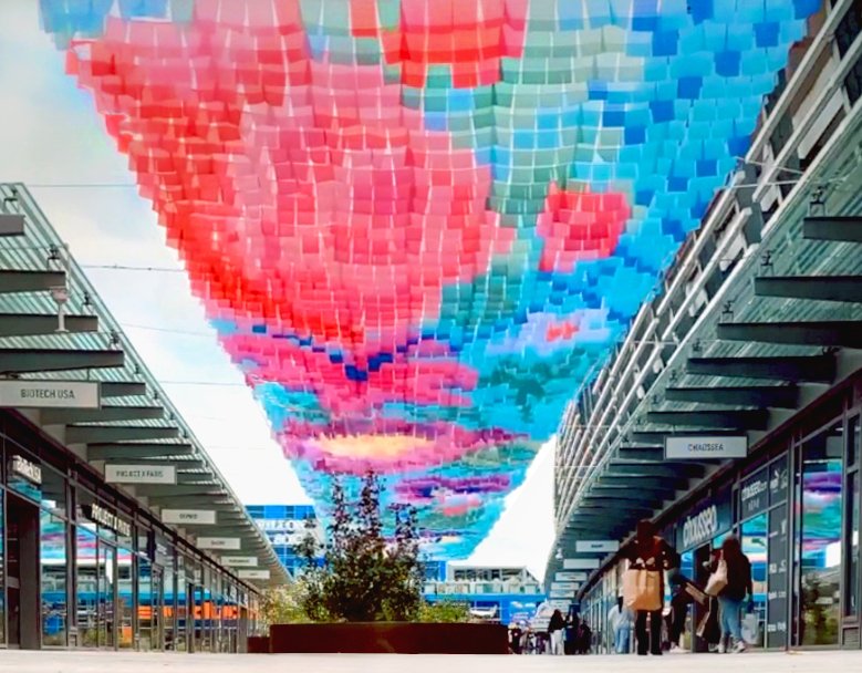 Carré de Soie clementine henrion bleu.jpg