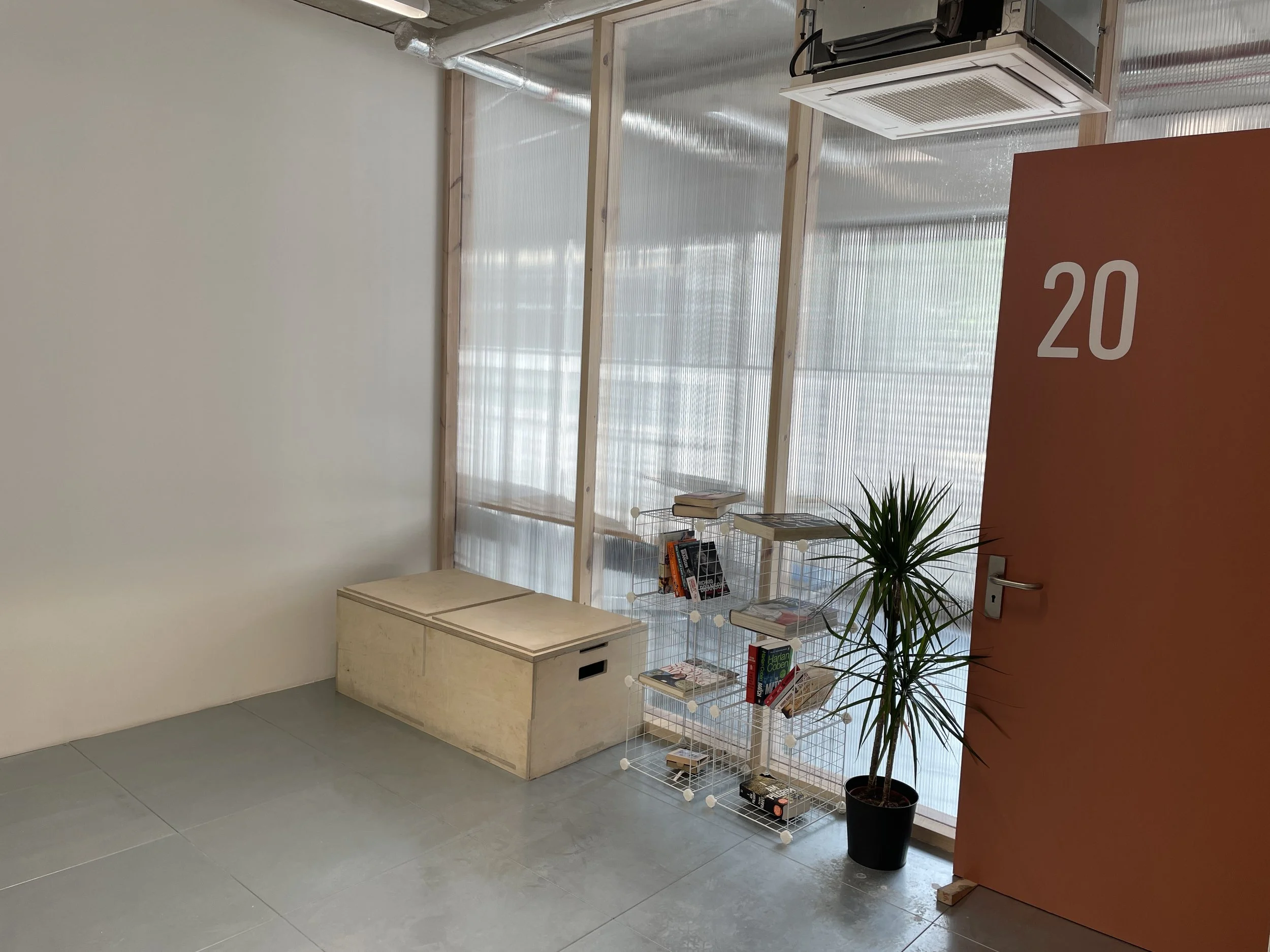 Unit 20 (27).JPG