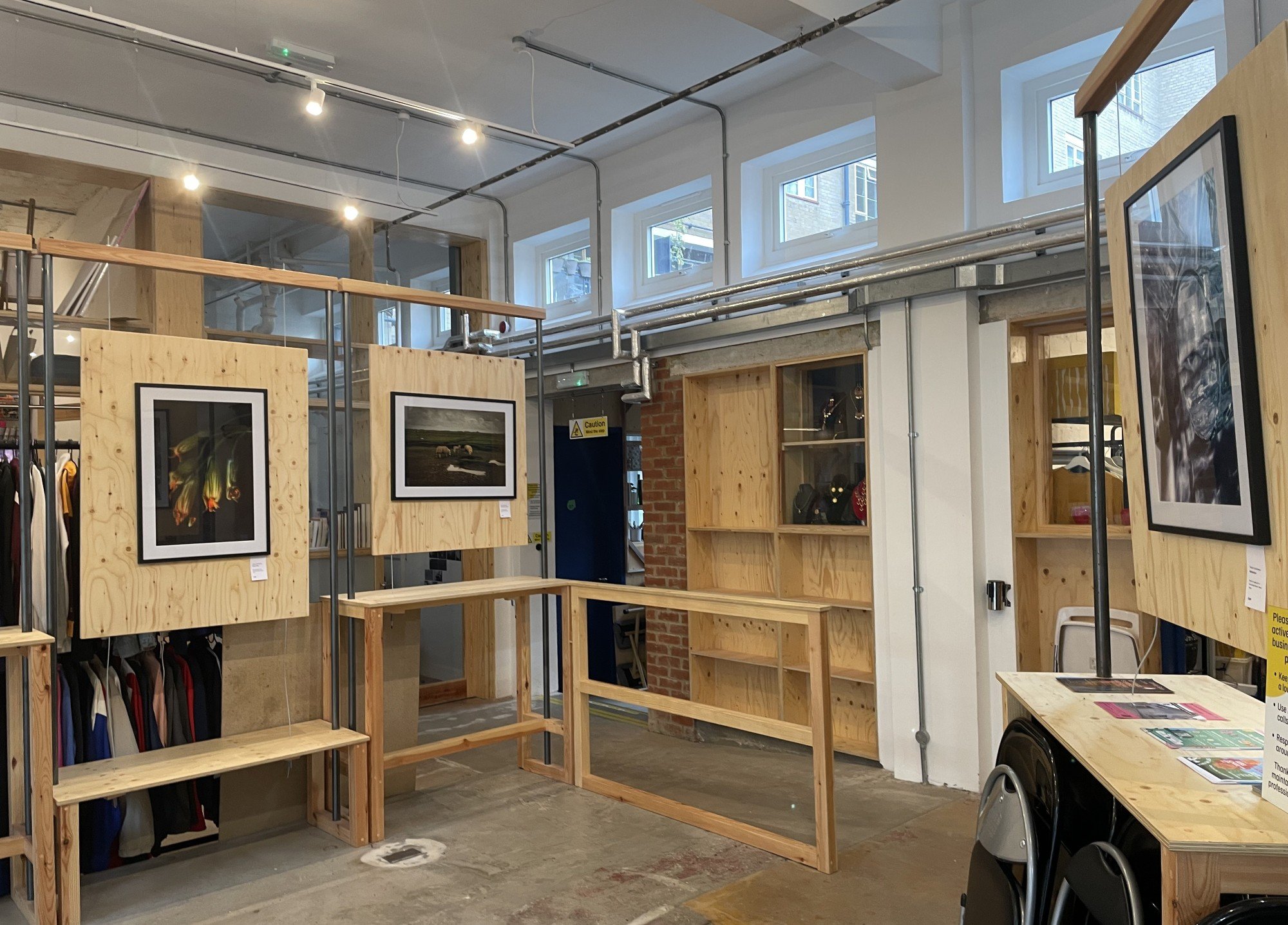 Arbeit Galleries - Triangle Gallery