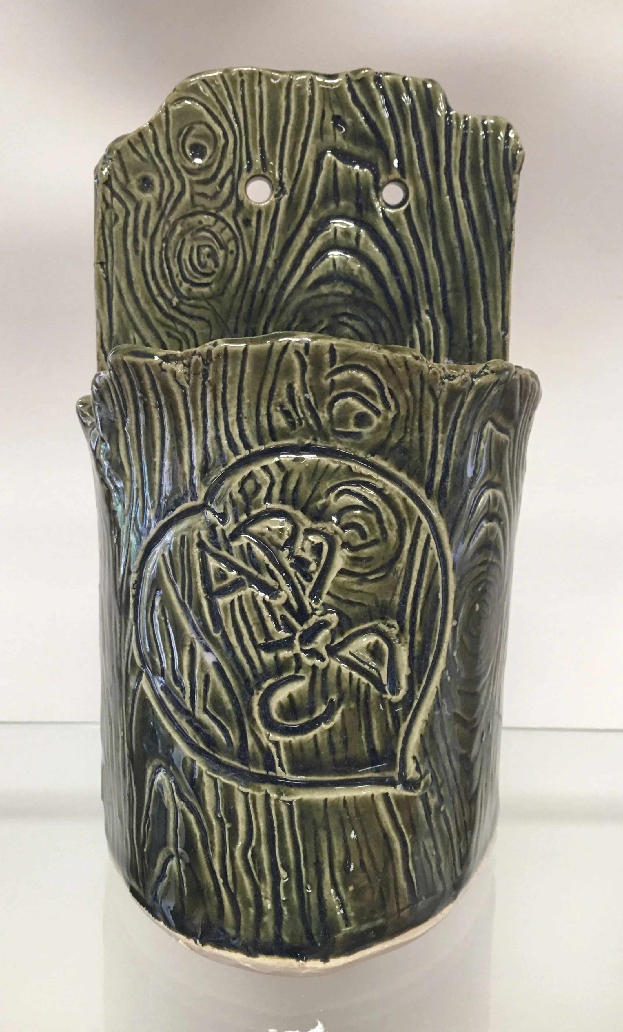 Wall Pocket Tree Trunk.jpg