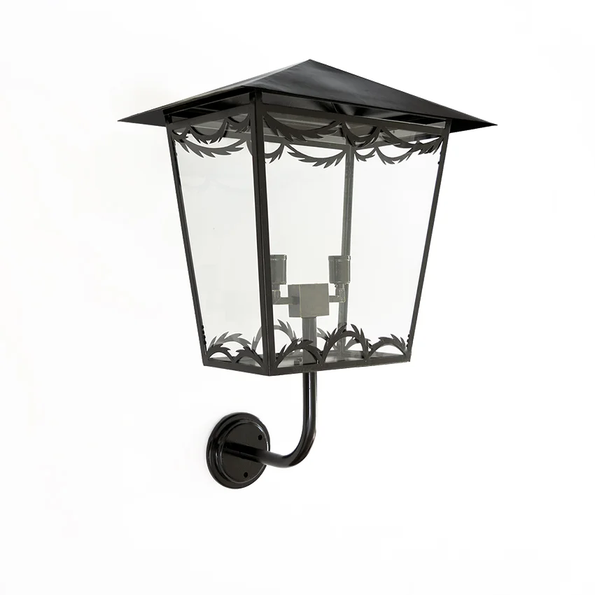 Swedish_wall_lanterns-b.jpg