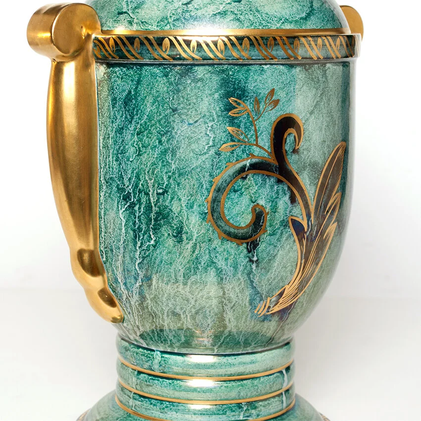 Josef_Ekberg_Gustavsberg_luster_urn_twig_1.jpg