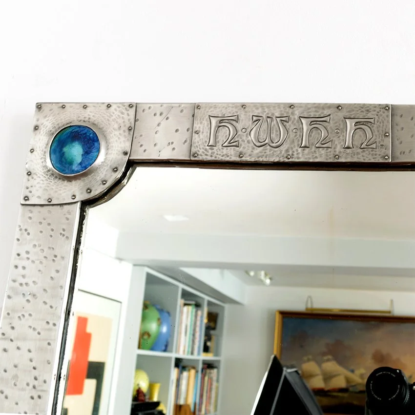 Arts_and_crafts_England_Pewter_enamel_3.jpg